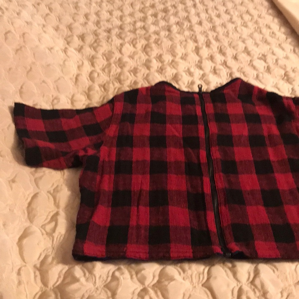Top - Picture 2 of 2